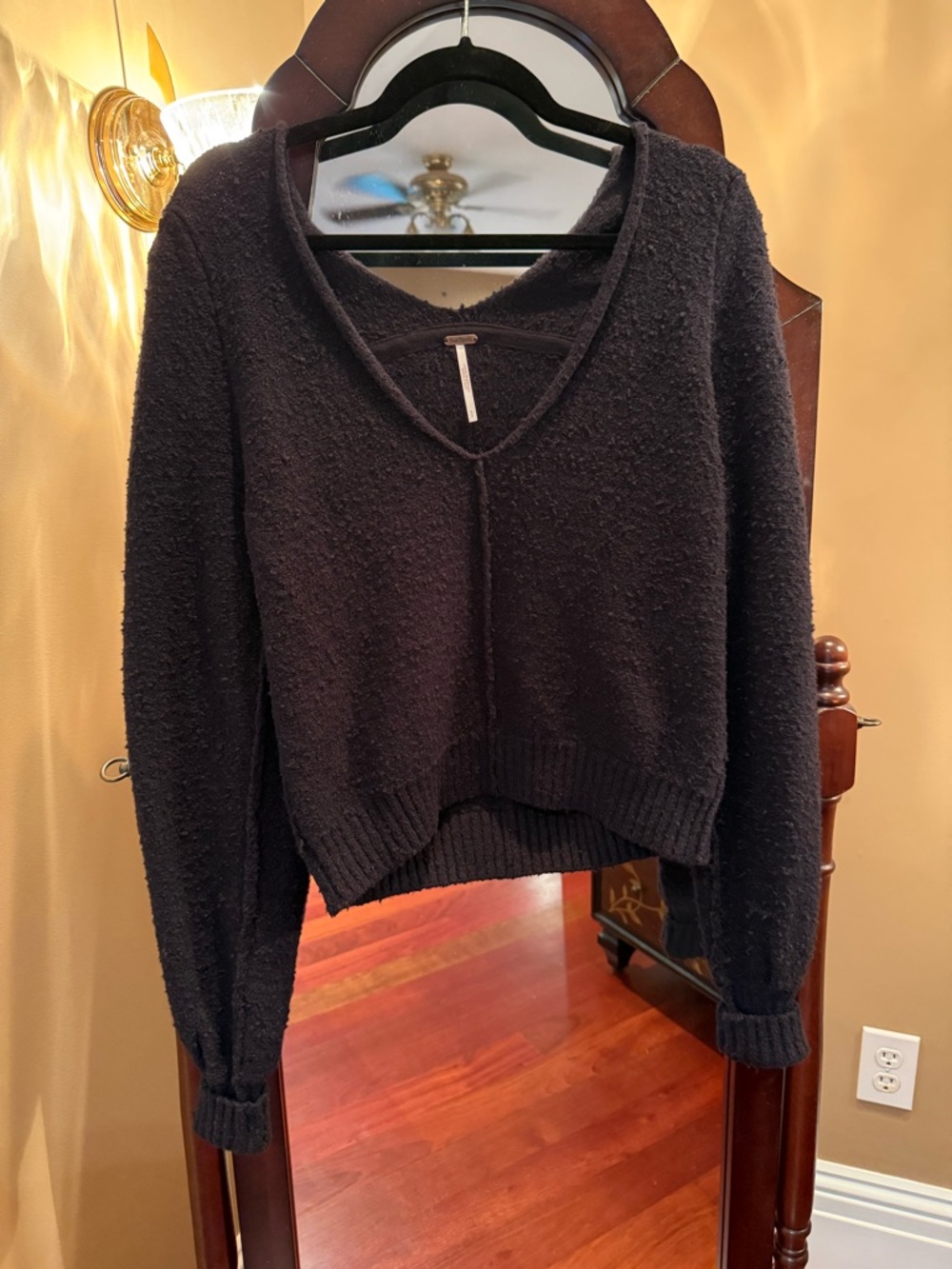 Free People Black V-Neck Textured Cropped Sweater